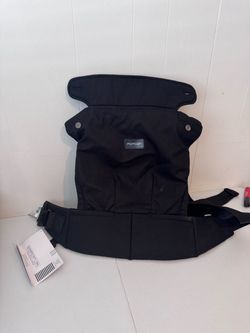 Momcozy baby carrier