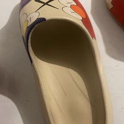Elmo Yeezy Slides for Sale in Goodyear, AZ - OfferUp
