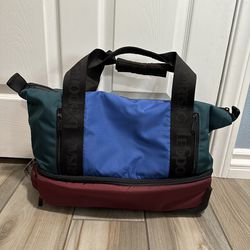 LeSportsac 17” Dakota Color-Block Nylon Roller Duffel Bag