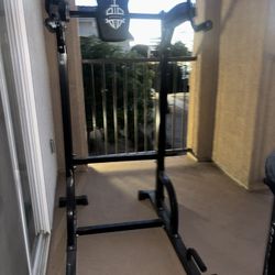 Body-Solid Vertical Knee Raise