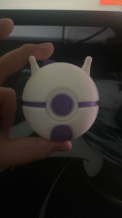 Mewtwo pokeball