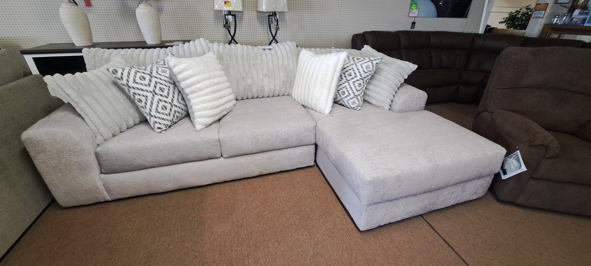 Sofa Chaise New!