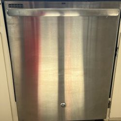 GE Stainless Steel Dishwasher
