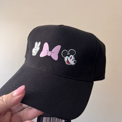 Minnie And Mickey Mouse Disney Hat brand New With Tags 