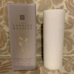 Avon April Sweet Pea Pillar Candle