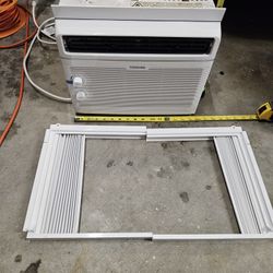 Toshiba 5000 BTU Window AC