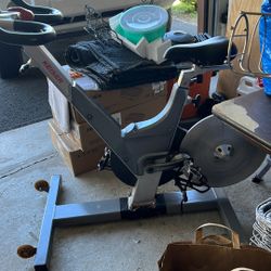 Trim wheel exercise, bike with counter