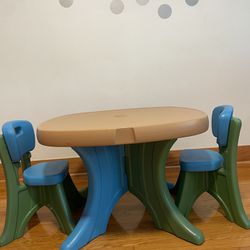 Step 2 Table and Chairs