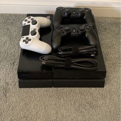 2tb Upgraded PS4 / 3 Dual Shock Controllers / All Cables / 8.52 