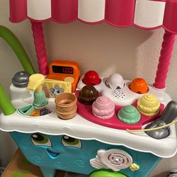Leap Frog Scoop & Learn Ice Cream Cart