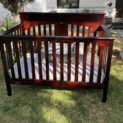 Graco crib 