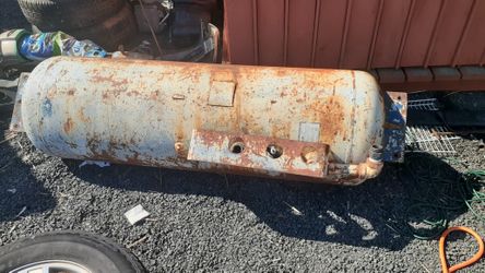 85 Gallon Propane Tank
