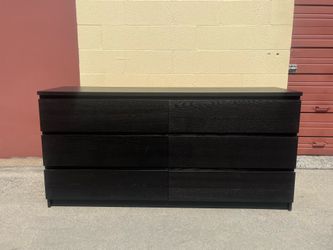 Black Dresser