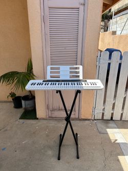 Keyboard piano