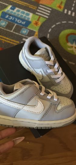 Nike Dunks 