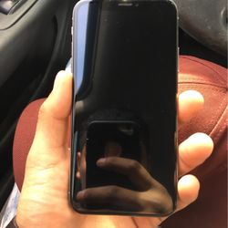 iPhone X