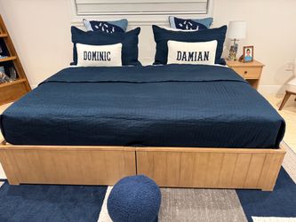 Pottery barn 2twinbeds and corner unit