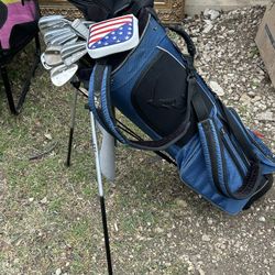 Titleist Golf Clubs Set Plus ProV1x 2 Sleeves