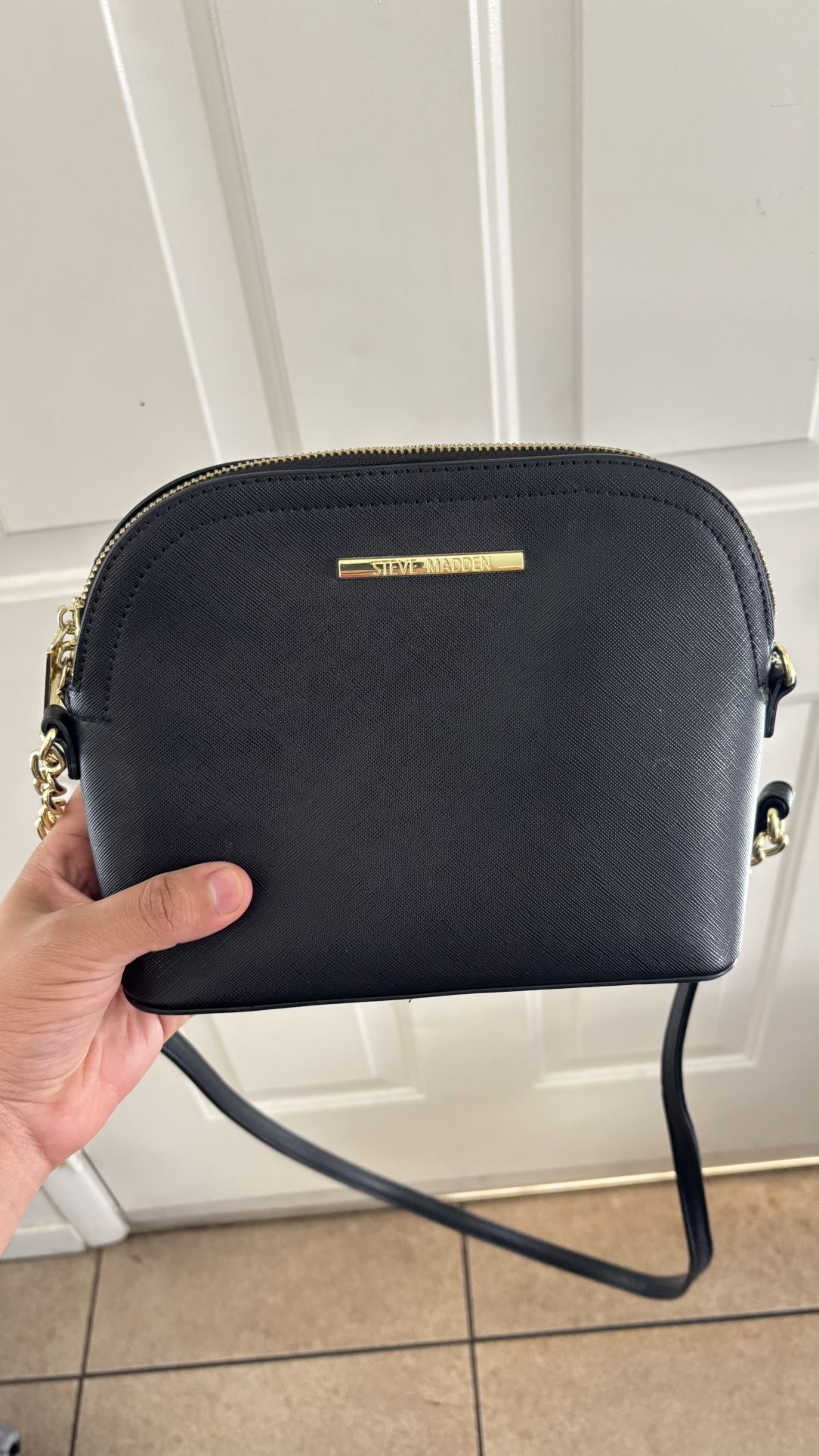 Steve Madden Black Leather Crossbody Purse