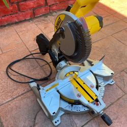 DeWalt 10" Single Bevel Miter Saw