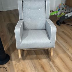 Rocking Chair 