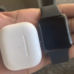 Apple Watch And Air Pods Combo