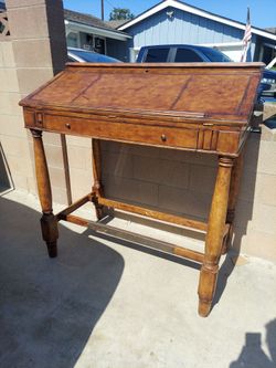 Thomasville Ernest Hemingway writers desk set