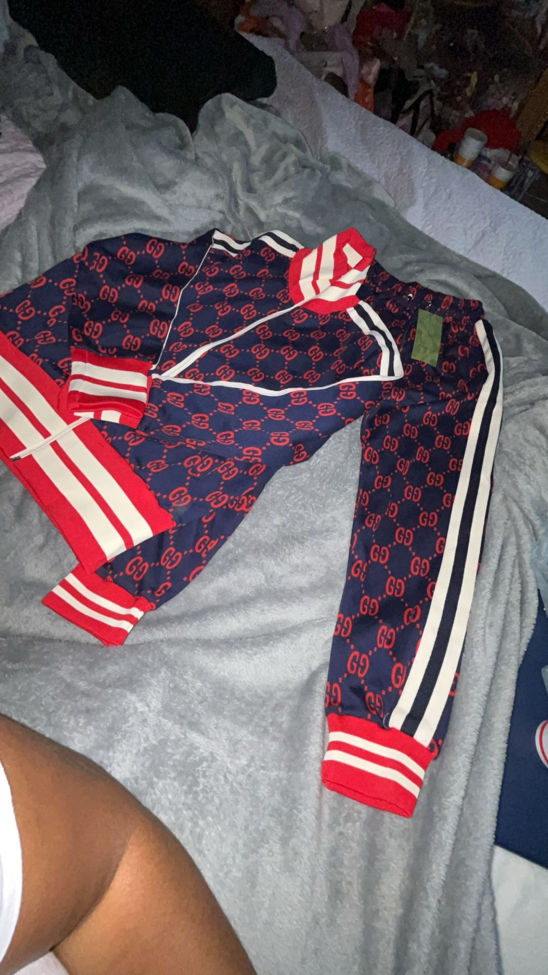 Men’s Small Gucci Track Suit 
