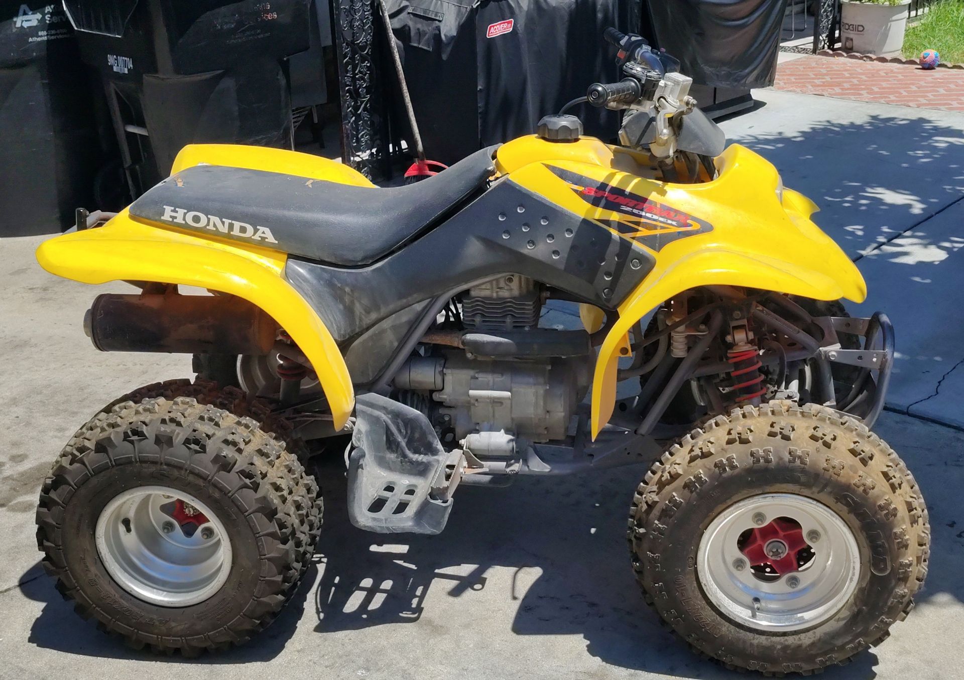 HONDA 2002 250 SEMI AUTOMATIC ELECTRIC START AND PULL START
