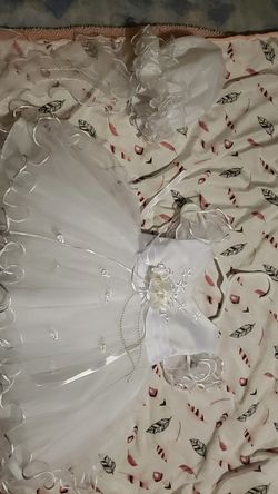 12 months dress plus cap girls