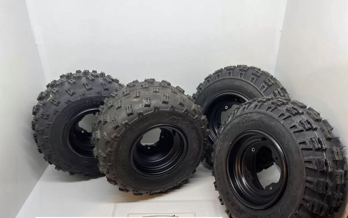STOCK FRONT & REAR WHEELS AND TIRES FROM A 2023 YFZ450R
