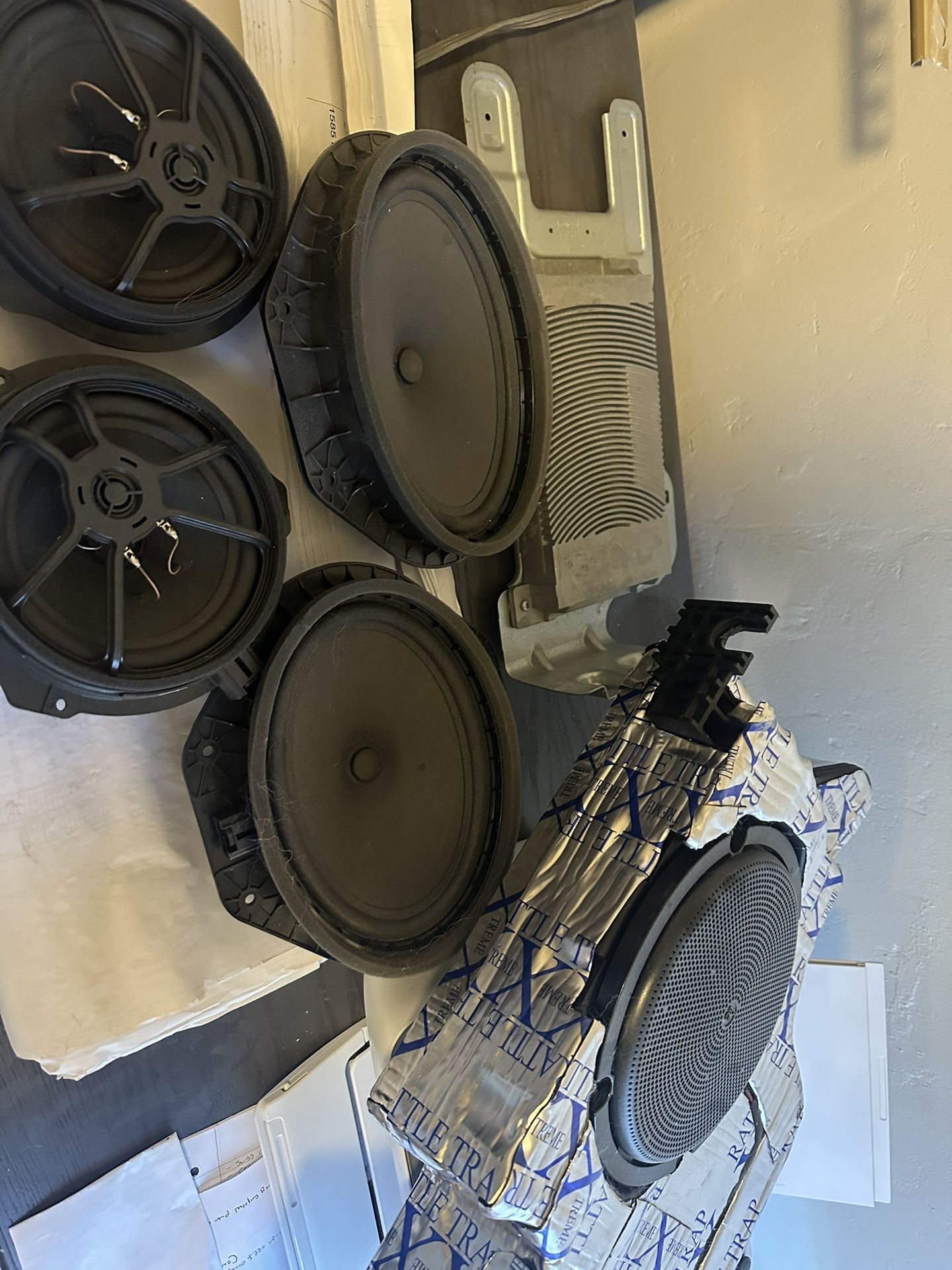 Bang & Olufsen F150 Speakers