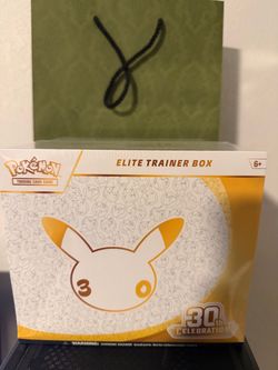 2x Pokémon 30th ETBs