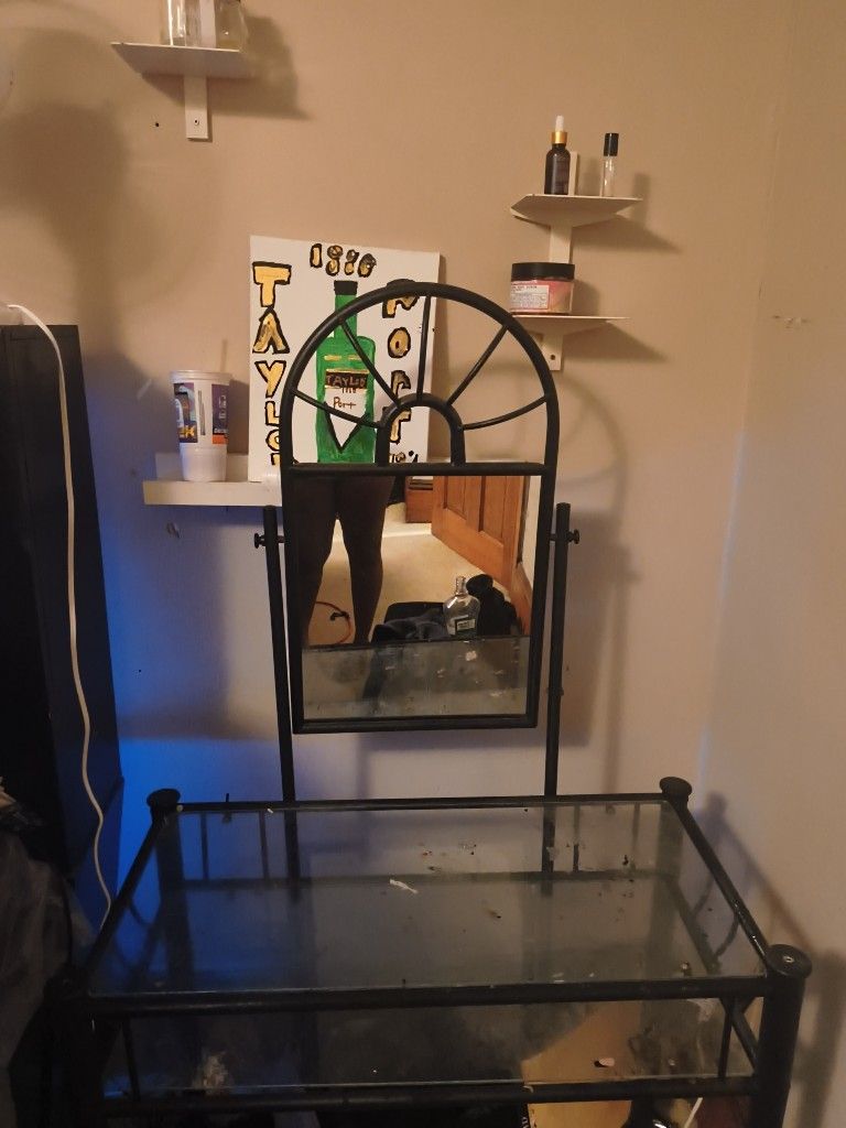 Vanity Set Comes With Stool