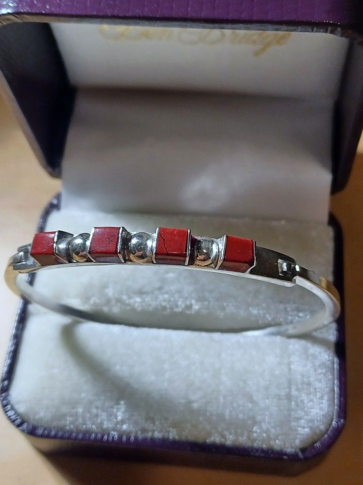 Beautiful Vintage Taxco Mexico Lock Bracelet Sterling Silver