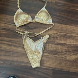 Figure Bikini