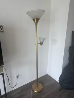 Gold modern 2 bulb lamp