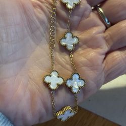 Clover Bracelet 