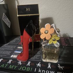 Very Good Girl & Mark Jacob Daisy perfume