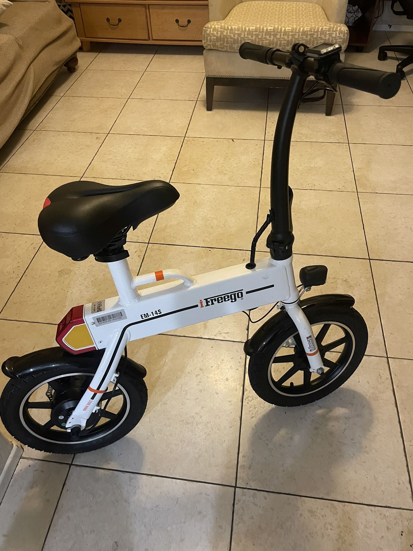 Freego EM-14s Electric Bike