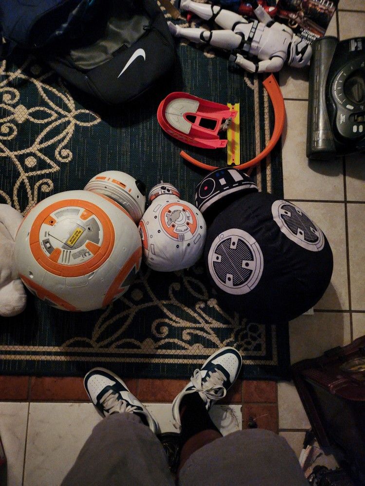 BB8 Plastic And Plush Evil and Small BB8
