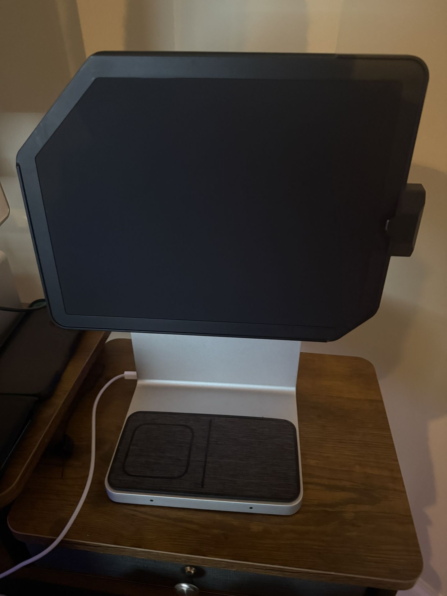 Studio dock iPad Station