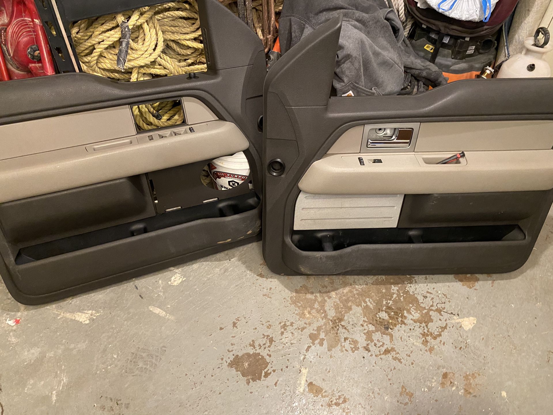 2009 to 2011 Ford F150 driver and passenger door panels