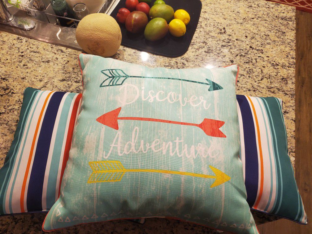 3 Outdoor Pillows for Patio Furniture - Like New