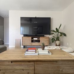 TV Stand/Coffee Table Set