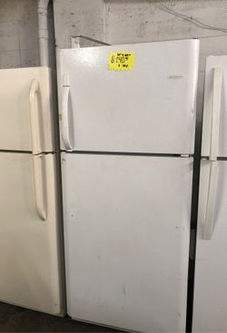 White refrigerator Frigidaire