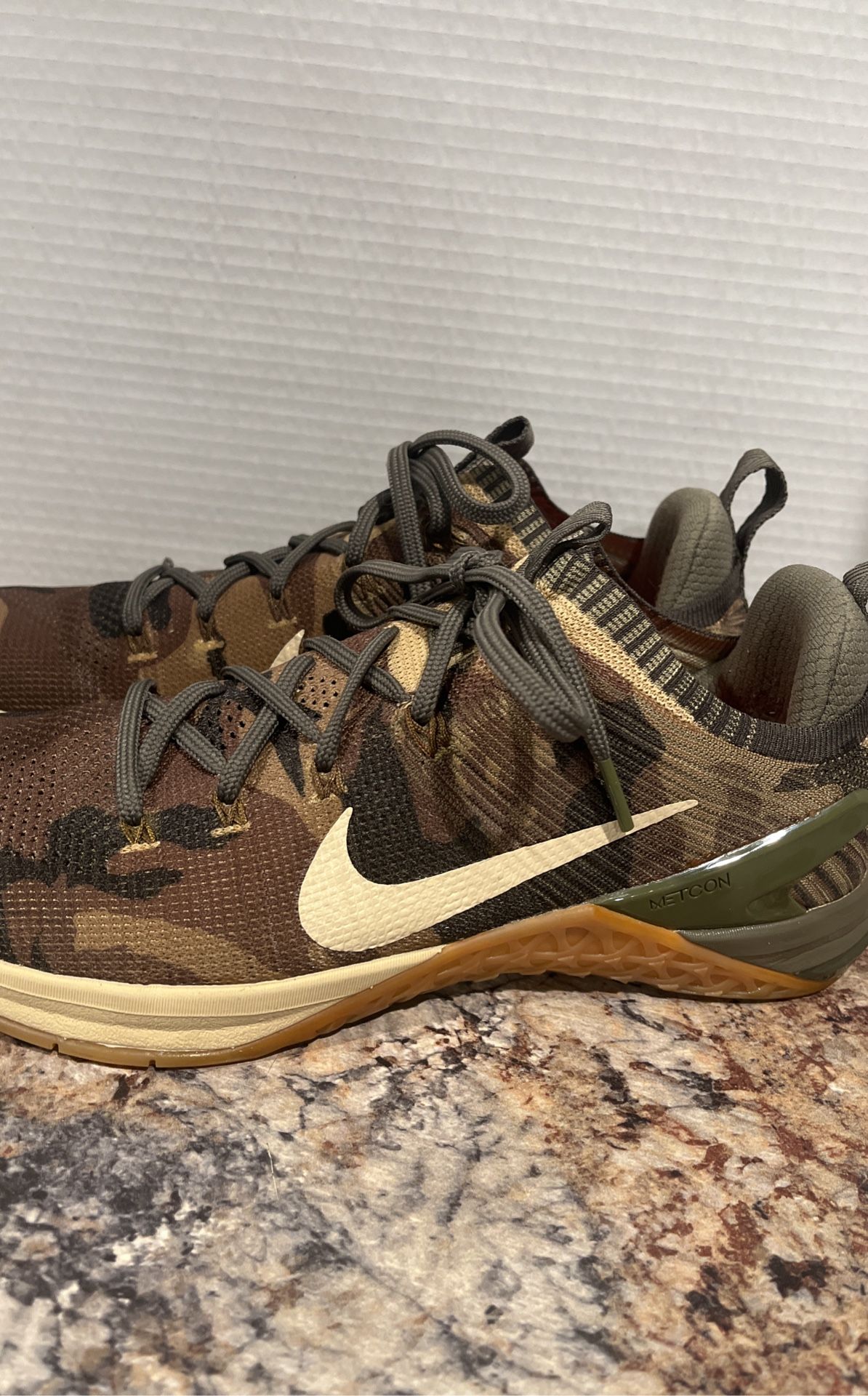 Nike metcon camo shoes best sale