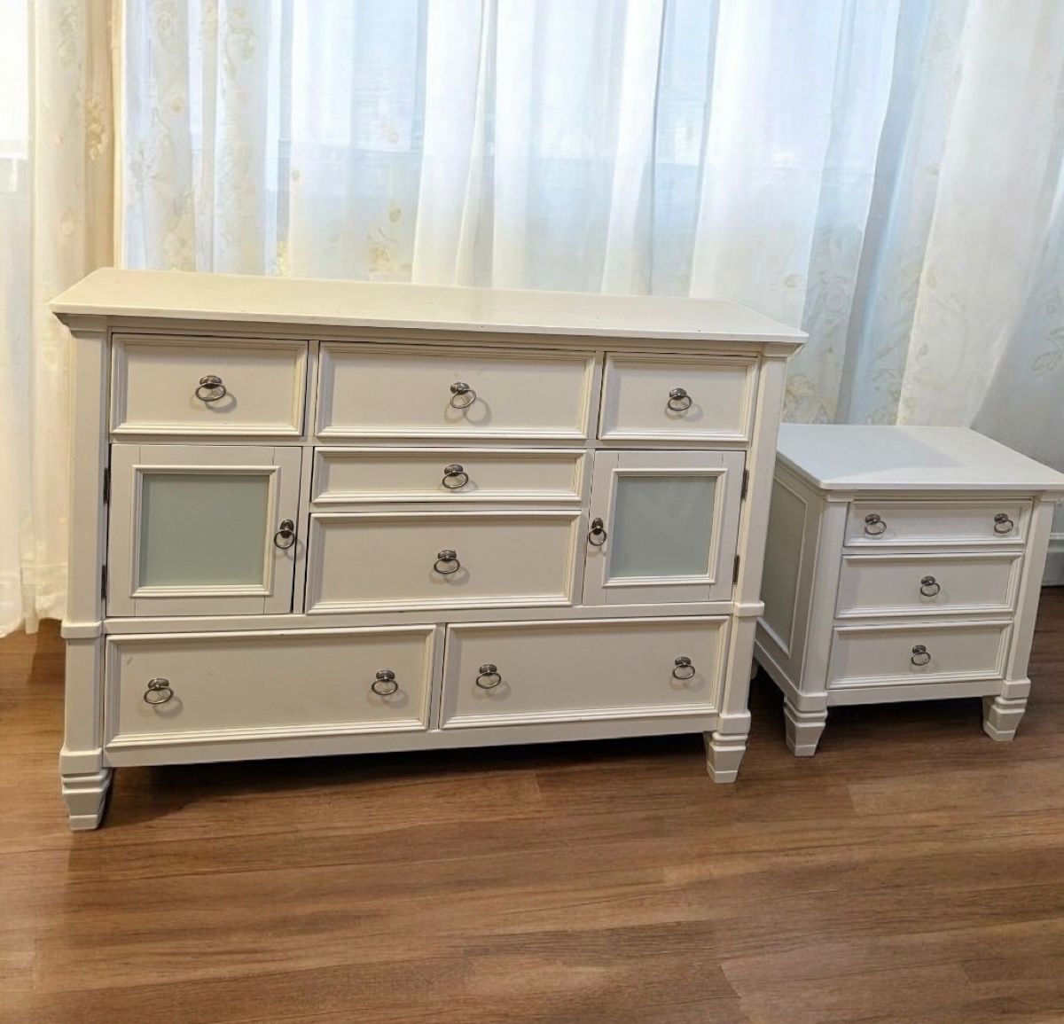Beautiful Dresser Set - Mirror 