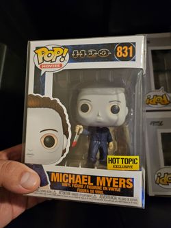 Funko Pop Michael Myers #831 Hot Topic Exclusive