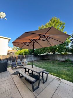 Lifetime Picnic Table and Double-Sided Patio Umbrella